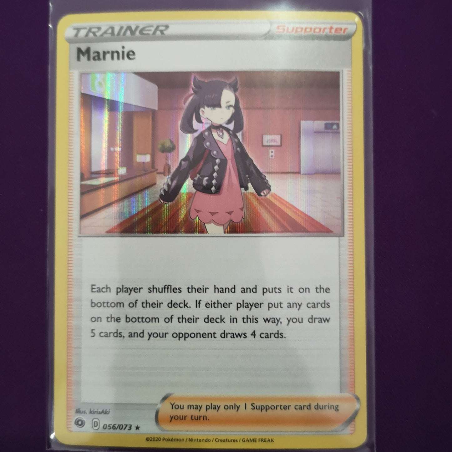 Pokemon Trainer Marnie Holo 056/073