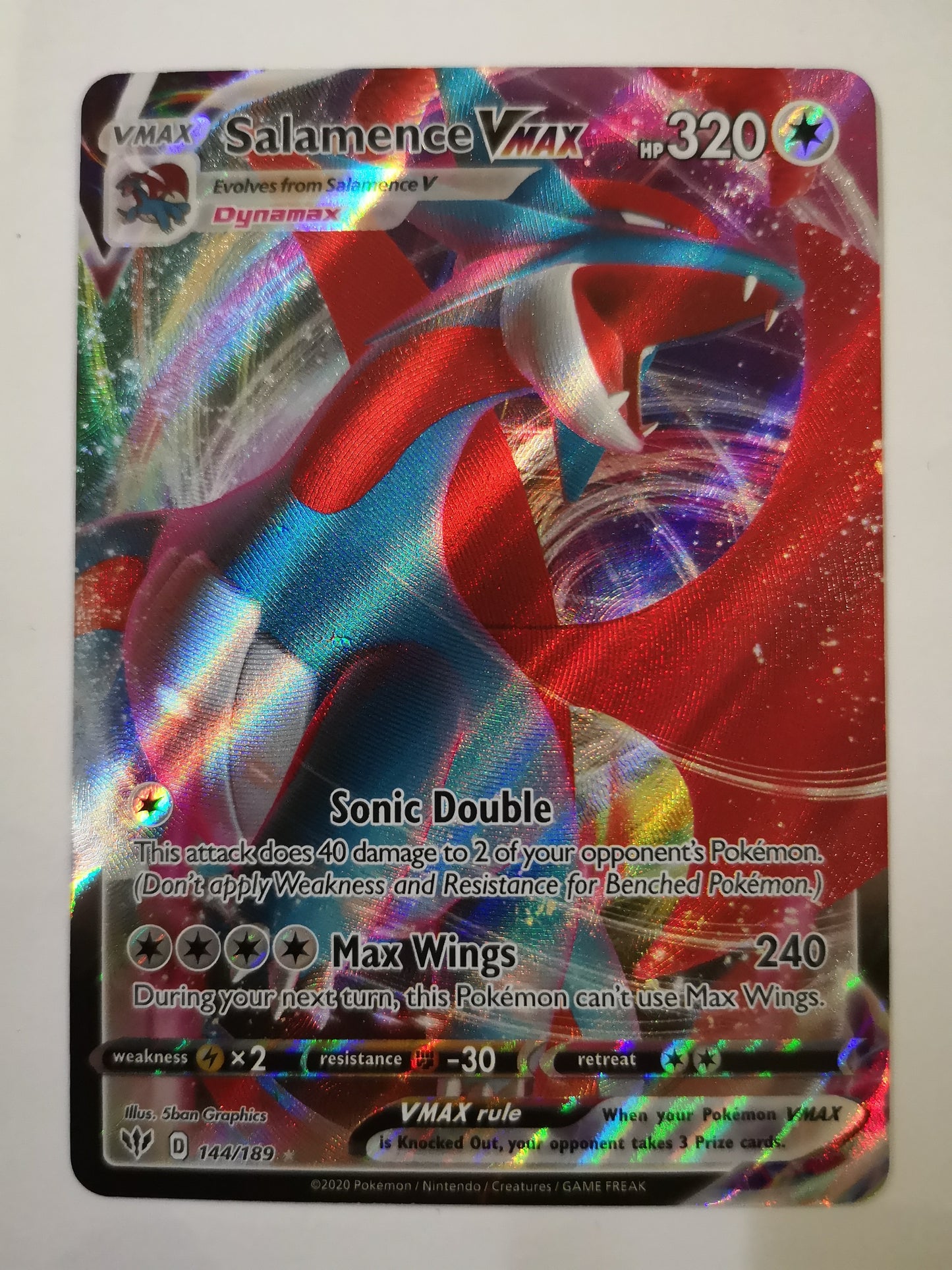 Pokemon Salamence VMAX 144/189